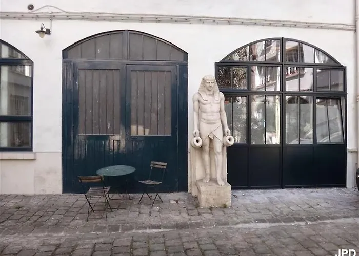 Independant 27 M2 Jardin Du Luxembourg * Paris